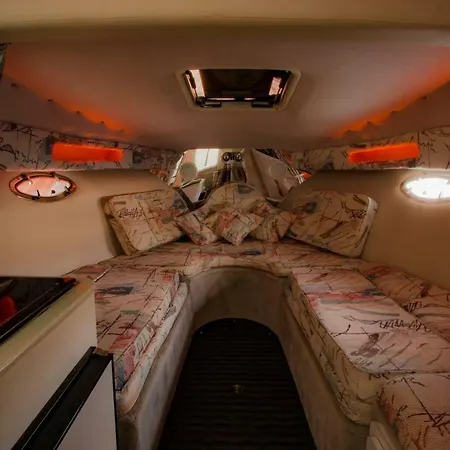 Crownline Boat * Арресифе